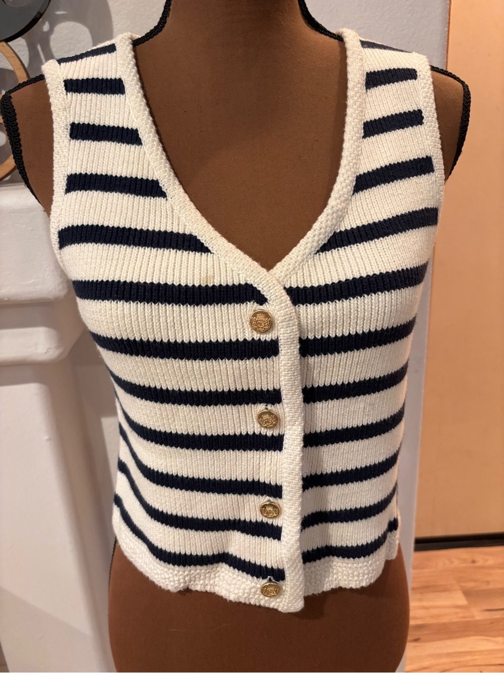 Abercrombie & Fitch Sweater Vest Navy White Striped Knit Button Up SZ S.